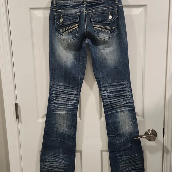 Almost Famous Women's Blue Jeans - Picture 8 of 8